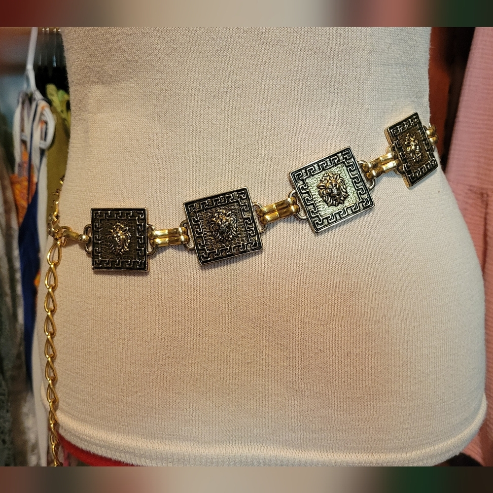 Vintage Gold Lion Chain Belt